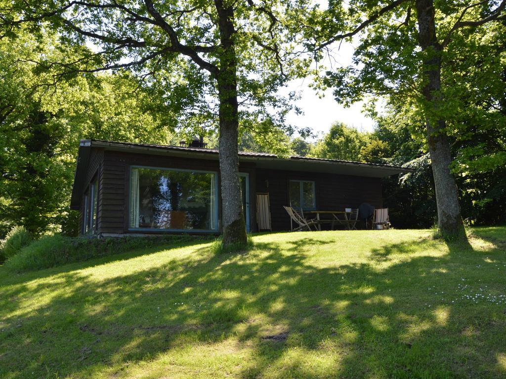 Modern Chalet With Private Tennis Court In Humain Villa Kültér fotó